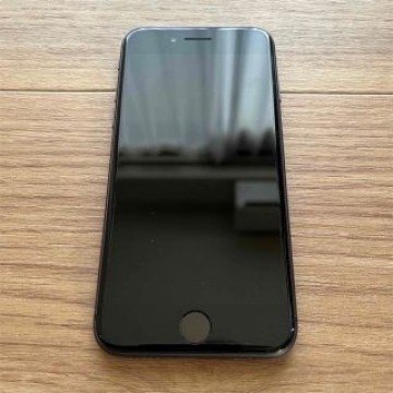 (美品)  iPhone8 64GB 黒色