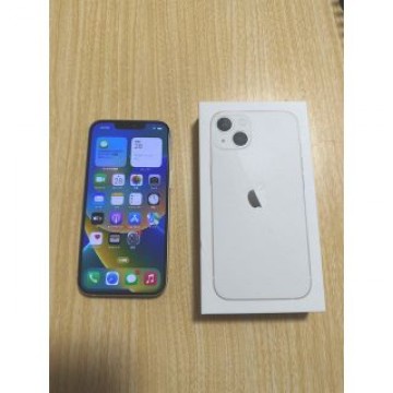 iPhone 13 128GB スターライト