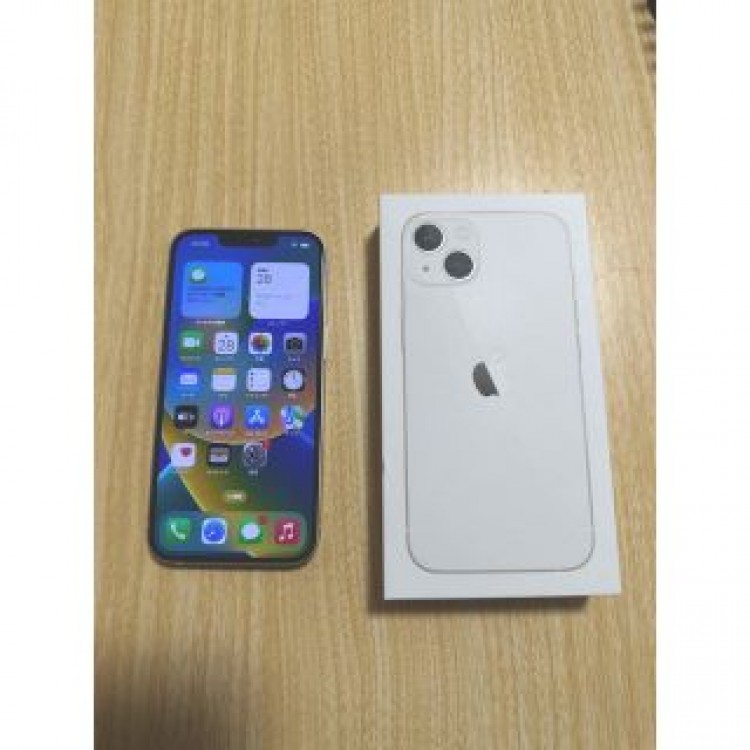 iPhone 13 128GB スターライト