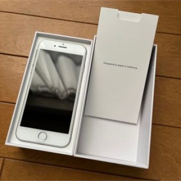 iphone8  b シルバー　64GB