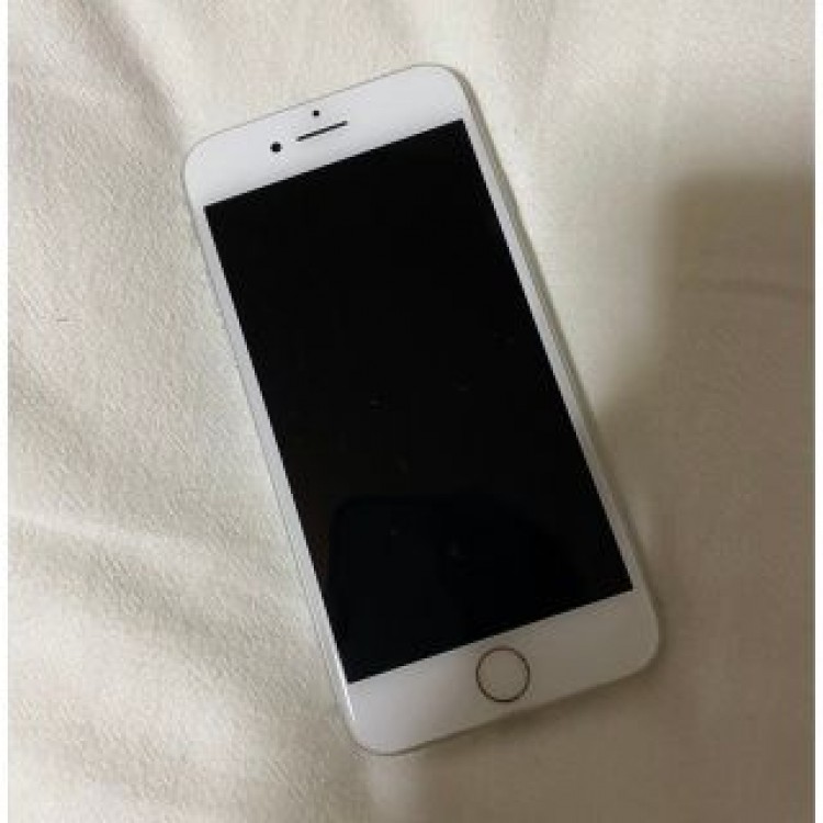 iPhone7シルバー