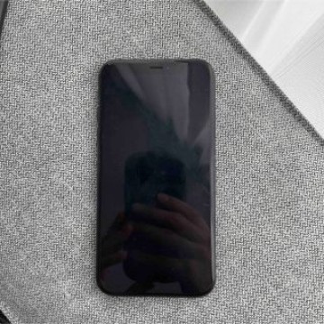 iPhone XR Black 64 GB docomo