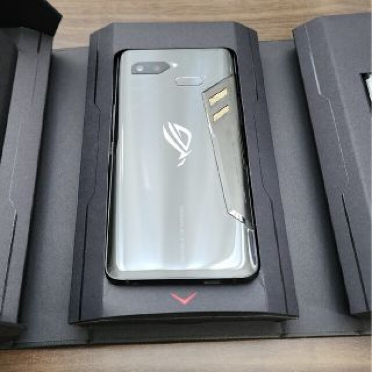 ROG Phone 512GB ブラック ZS600KL SIMフリー