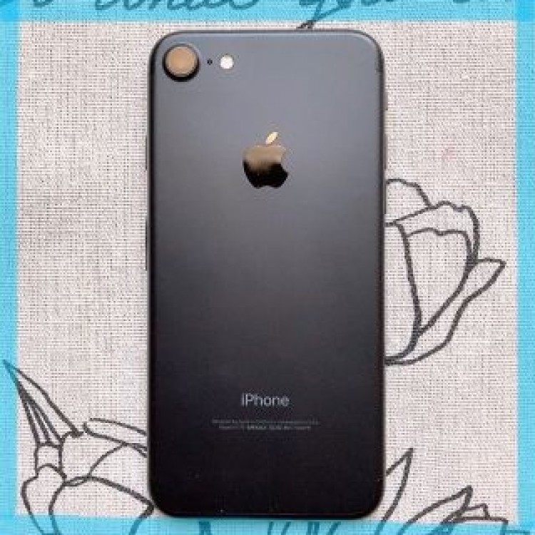 iPhone7 本体 128GB ブラック SIMフリー