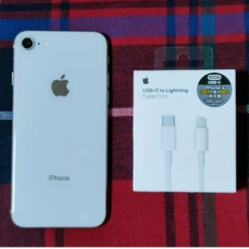 iPhone8 256GB simフリー ホワイト