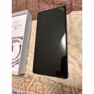 Pixel 6a 128GB charcoal 美品