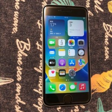 中古　iPhone SE 2世代 64GB デモ機 ホワイト　Softbank