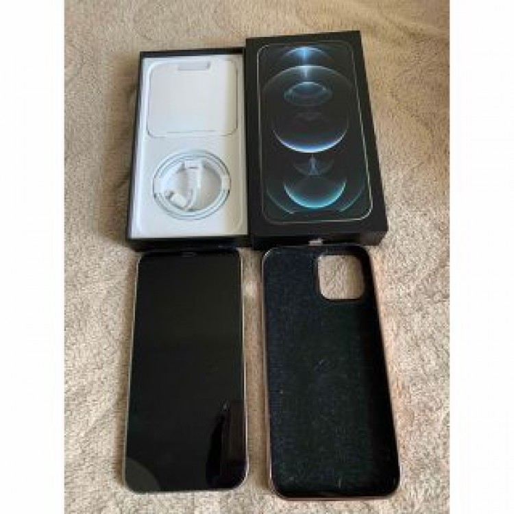 iPhone12 Pro Max 256GB シルバー SIMフリー