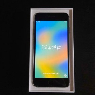 iphonese第2世代64GB SIMフリーホワイト画面ひび割れあり