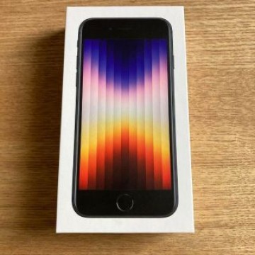 iPhone SE (第3世代) ミッドナイト 64 GB au
