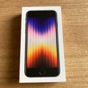 iPhone SE (第3世代) ミッドナイト 64 GB au