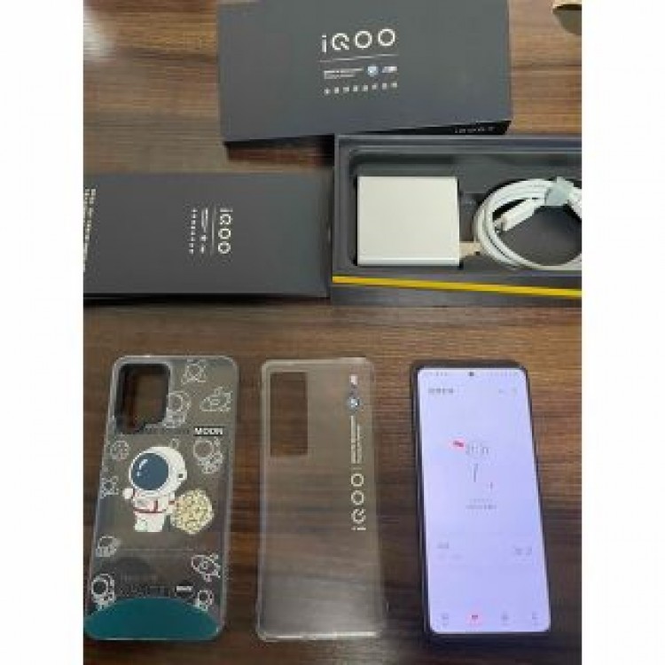 iqoo7(CN版simフリー)BMWコラボモデル　