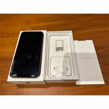 アップル iPhoneXS Max 256GB Space Gray 訳あり品