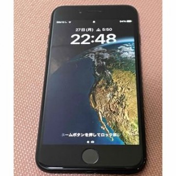 iPhone SE 第二世代 ブラック 128GB SIMロック解除済 判定◯