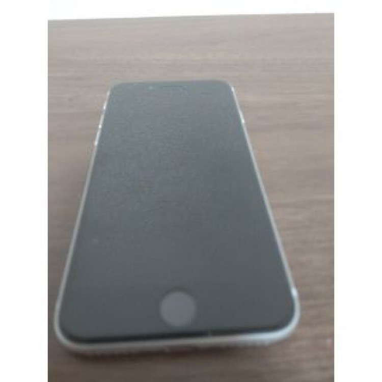 iPhone SE2 第2世代 ホワイト 64GB　バッテリー86%