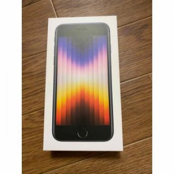 新品未開封　iPhone SE3 黒　64GB