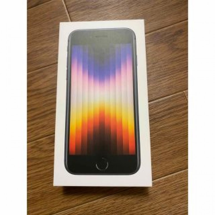 新品未開封　iPhone SE3 黒　64GB