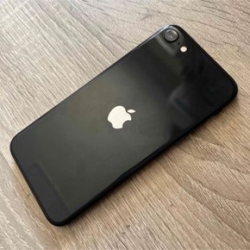 Apple iPhone SE2 128 GB スペースグレイ SIMフリー