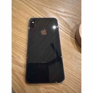 iPhone Xs Max Space Gray 256 GB au