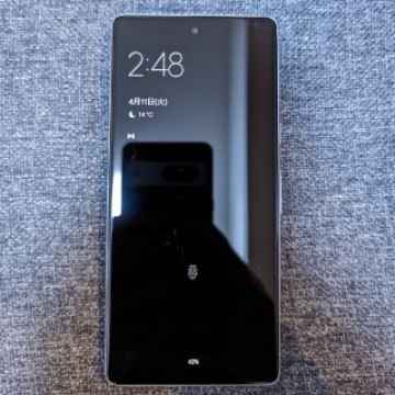 Pixel 7 裏面割れ、表擦り傷有り