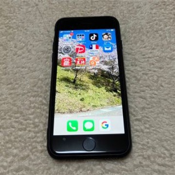 iPhone 8美品
