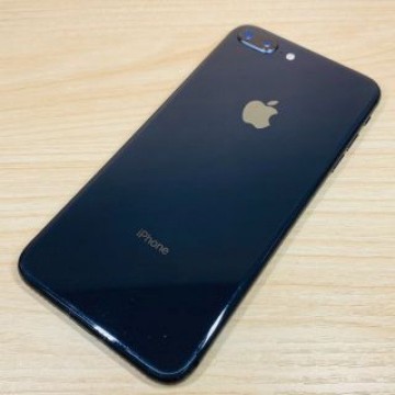 ﾊﾞｯﾃﾘｰ100％ SIMﾌﾘｰ iPhone8 Plus 256GB P43