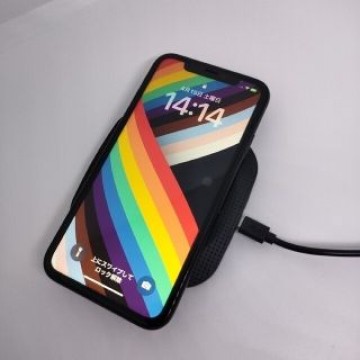【ワイヤレス充電器などオマケ】iPhone XR128g