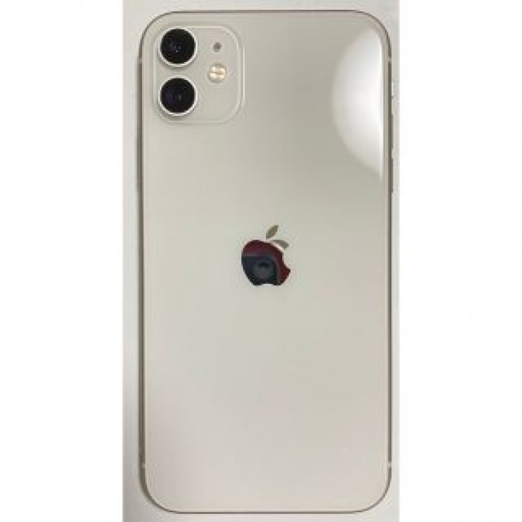 iPhone 11 ホワイト 64 GB docomo simフリー