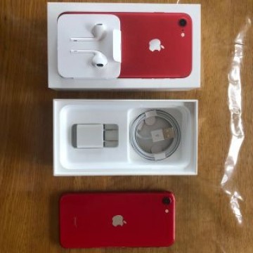 【中古品　美品】iPhone SE(第二世代)128GB 赤　バッテリー95%
