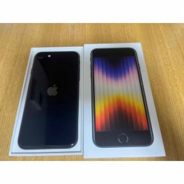 iPhone se 3 第3世代　SIMフリー　美品
