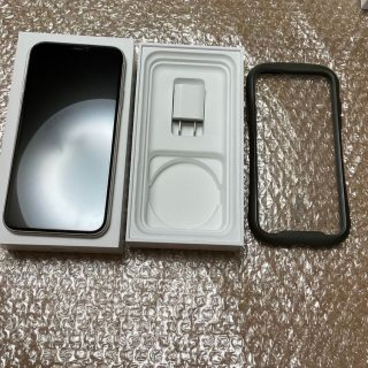 iPhone11 64GB ホワイト SIMフリー iPhone11本体