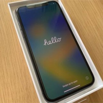 iPhone Xs Space Gray 256 GB SIMフリー