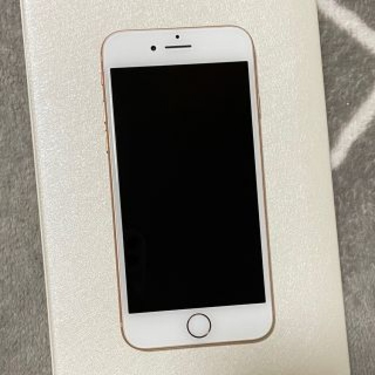 iPhone8 64GB 本体　ゴールド　simフリー