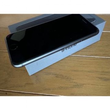iPhone8 64GB SIMフリー　中古美品  バッテリー90%