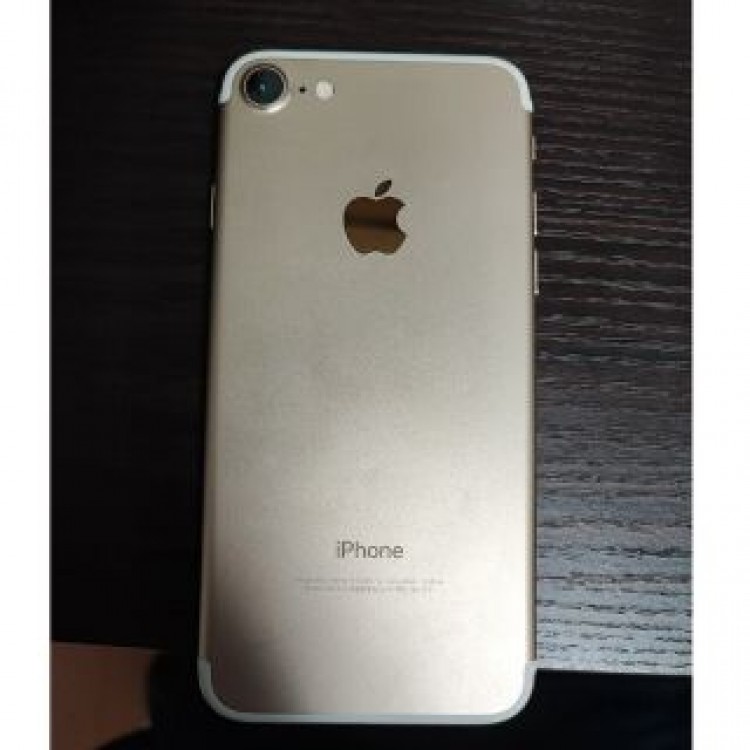 iPhone7 ゴールド 128GB【SIMロック解除済み】