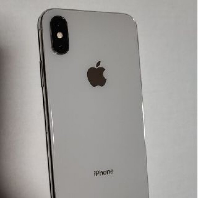 Apple iPhone XS 256GB シルバー  SIMフリー