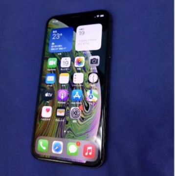 iPhone xs 256GB SIMフリー unlocked 利用制限○