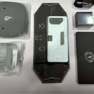 【新品未開封】ROG Phone 7 Ultimate グローバル 16/512