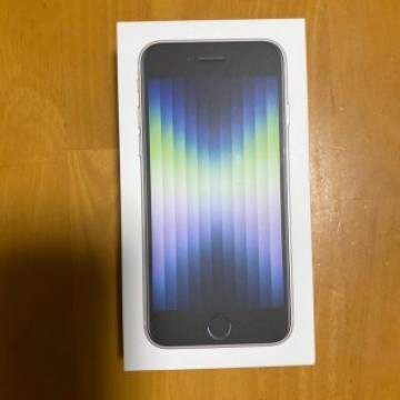 【新品】iPhone SE (第3世代) スターライト 64 GB docomo