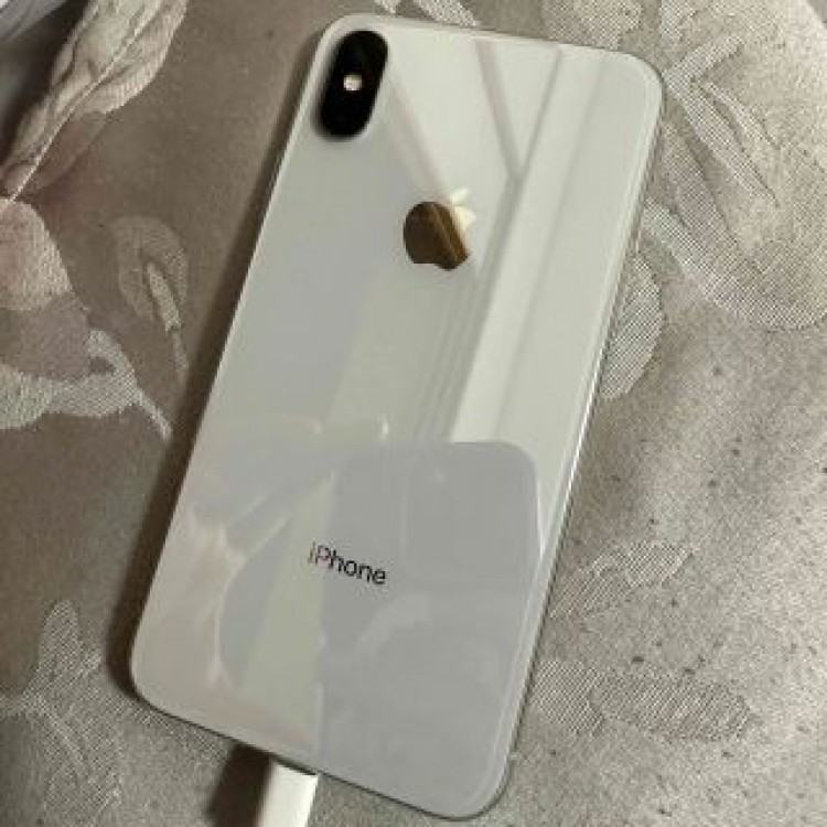 外観新品同様　iPhone X256GB