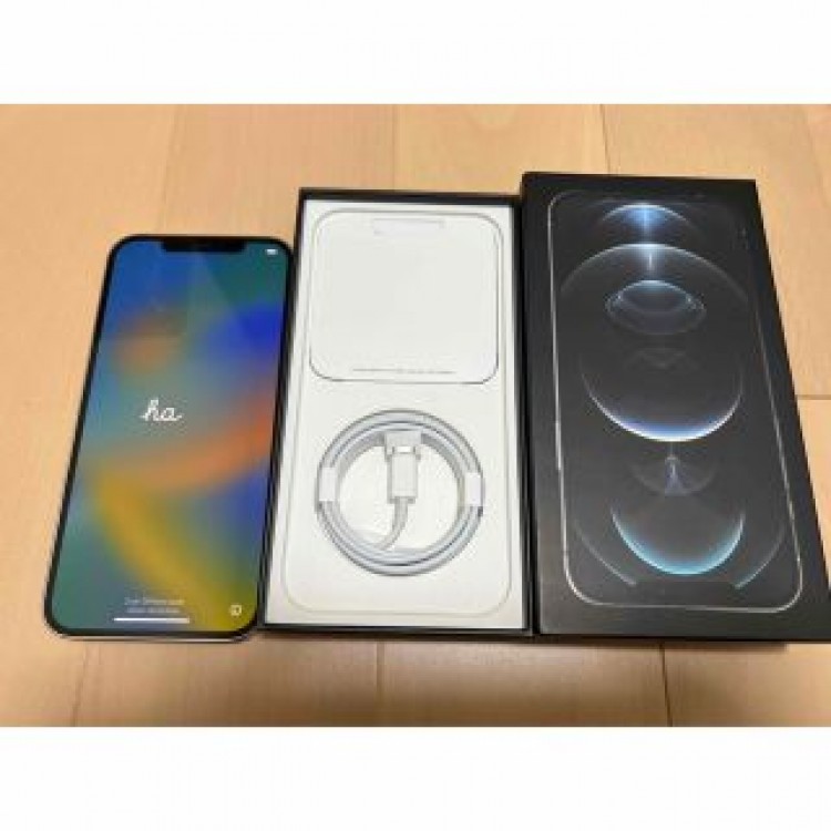 iPhone 12 Pro Max 256GB シルバー SIMフリー