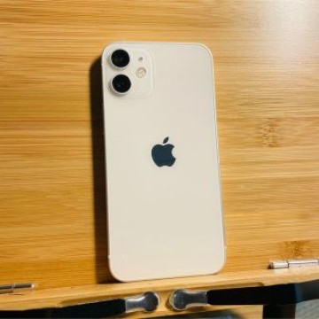 【SIMフリー版】 iPhone 12mini 256GB ホワイト 84%
