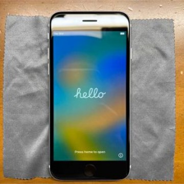 iPhoneSE 第二世代　125GB 未使用品