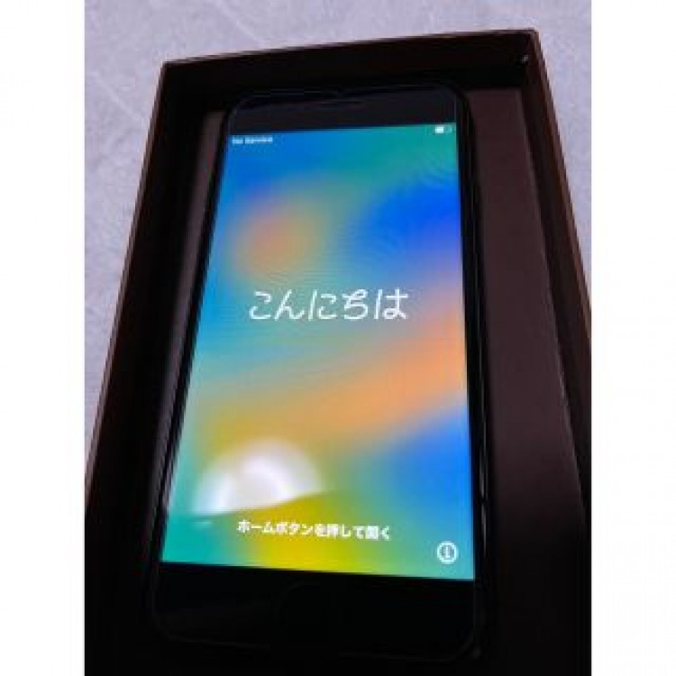 iPhone8 64GB スペースグレー