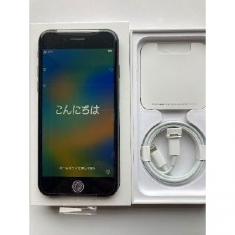 未使用 SIMフリーiPhone  SE 第３世代 64GB 　黒　
