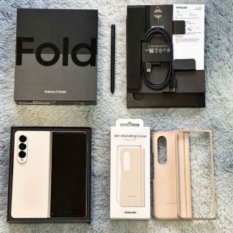 Galaxy Z Fold 4 256GB SIMフリー 純正ケース Sペン付属