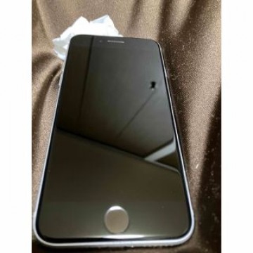 iPhone se2 se 第２世代　ホワイト　 SIMフリー　64GB