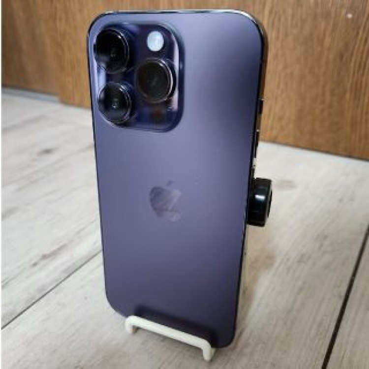ほぼ未使用品　iPhone14プロ　128ギガ　パープル　国内版