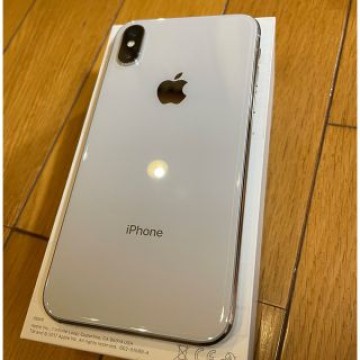 iPhone X 64GB シルバー