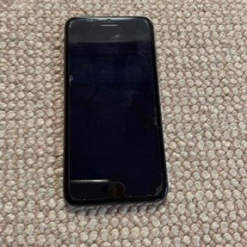 iPhone 8plus 64GB